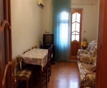 Satılır Köhnə Tikili İnşaatçılar m., Yeni Yasamal qəs., Yasamal r.