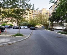 Satılır Köhnə Tikili Əhmədli m., Əhmədli, Xətai r.