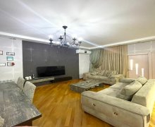 7-ci mkr-da satılan evlər Azadlıq m., 7-ci mikrorayon, Binəqədi r.