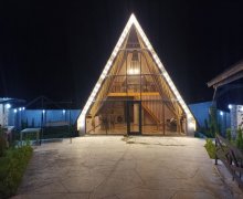 Kirayə (günlük) Həyət evi/villa Qax ş. Kirayə (günlük) Həyət evi/villa Qax ş.