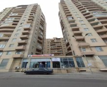 Satılır Yeni Tikili Qaraçuxur qəs., Suraxanı r.