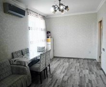 Satılır Köhnə Tikili Xalqlar dostluğu m., 8-ci kilometr, Nizami r.