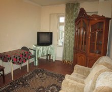 Kirayə (aylıq) Köhnə Tikili 28 May m., Nəsimi r.