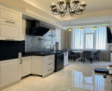 Satılır Yeni Tikili Elmlər akademiyası m., Yasamal r.