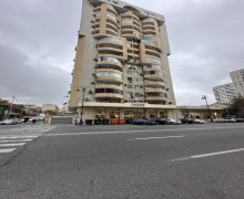 Satılır Yeni Tikili Elmlər akademiyası m., Yasamal qəs., Yasamal r. Satılır Yeni Tikili Elmlər akademiyası m., Yasamal qəs., Yasamal r.