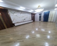 Satılır Yeni Tikili Azadlıq m., 8-ci mikrorayon, Binəqədi r.