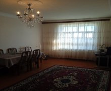 Satılır Köhnə Tikili Neftçilər m., Qaraçuxur qəs., Suraxanı r.