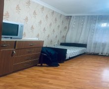 Satılır Köhnə Tikili Qaraçuxur qəs., Suraxanı r.