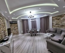 Satılır Yeni Tikili Xırdalan ş. Satılır Yeni Tikili Xırdalan ş.