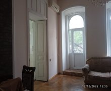 Kirayə (aylıq) Köhnə Tikili Nəsimi r. Kirayə (aylıq) Köhnə Tikili Nəsimi r.