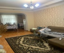 Satılır Köhnə Tikili Memar Əcəmi m., 3-cü mikrorayon, Nəsimi r.