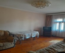 Satılır Köhnə Tikili İnşaatçılar m., Yeni Yasamal qəs., Yasamal r.