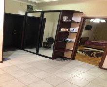 Satılır Yeni Tikili Elmlər akademiyası m., Yasamal qəs., Yasamal r.