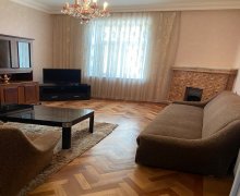 iceri seherde aylıq kiraye evler İçərişəhər m., Səbail r.