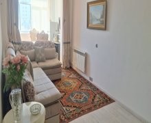 Satılır Köhnə Tikili Neftçilər m., 8-ci kilometr, Nizami r. Satılır Köhnə Tikili Neftçilər m., 8-ci kilometr, Nizami r.