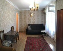 Satılır Köhnə Tikili Neftçilər m., Nizami r. Satılır Köhnə Tikili Neftçilər m., Nizami r.