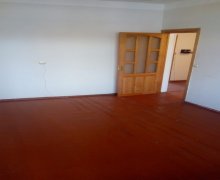 Satılır Köhnə Tikili Xırdalan ş.