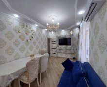 Satılır Köhnə Tikili Azadlıq m., 8-ci mikrorayon, Binəqədi r.