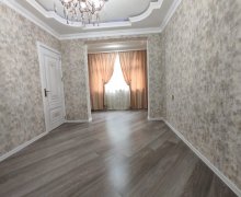 Satılır Köhnə Tikili Memar Əcəmi m., 4-cü mikrorayon, Nəsimi r.