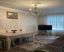 razinde 3 otaqli evler Neftçilər m., Bakıxanov qəs., Sabunçu r.