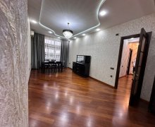 Satılır Yeni Tikili Memar Əcəmi m., Binəqədi r.