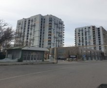 Satılır Yeni Tikili Qaraçuxur qəs., Suraxanı r.