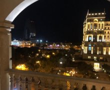 Kirayə (aylıq) Yeni Tikili 28 May m., Nəsimi r. Kirayə (aylıq) Yeni Tikili 28 May m., Nəsimi r.