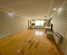 Satılır Yeni Tikili İnşaatçılar m., Yeni Yasamal qəs., Yasamal r.