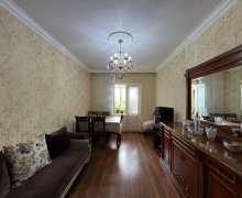 Satılır Köhnə Tikili Yeni Günəşli qəs., Suraxanı r. Satılır Köhnə Tikili Yeni Günəşli qəs., Suraxanı r.