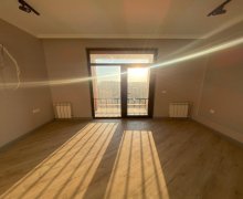 Satılır Yeni Tikili Dərnəgül m., 7-ci mikrorayon, Binəqədi r.