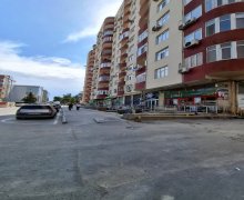 Satılır Obyekt Neftçilər m., Nizami r.