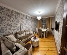 Satılır Köhnə Tikili Yeni Günəşli qəs., Suraxanı r. Satılır Köhnə Tikili Yeni Günəşli qəs., Suraxanı r.