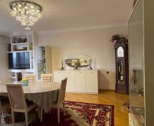 Satılır Köhnə Tikili 8 Noyabr m., 3-cü mikrorayon, Bakı Asiya Universiteti, Nəsimi r.