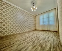 Satılır Köhnə Tikili Memar Əcəmi m., 9-cu mikrorayon, Binəqədi r.