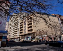 genclikde evlerin qiymeti Gənclik m., Nərimanov r.