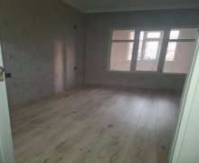 Satılır Köhnə Tikili Memar Əcəmi m., 9-cu mikrorayon, Binəqədi r.