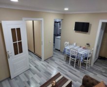 Satılır Köhnə Tikili Elmlər akademiyası m., Yasamal r.