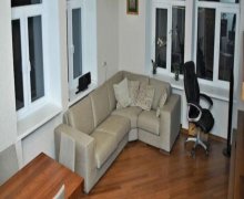 iceri seherde evlerin qiymeti İçərişəhər m., Səbail r.