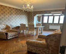 Kirayə (aylıq) Köhnə Tikili Azadlıq m., 8-ci mikrorayon, Binəqədi r. Kirayə (aylıq) Köhnə Tikili Azadlıq m., 8-ci mikrorayon, Binəqədi r.