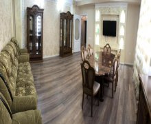 Kirayə (aylıq) Yeni Tikili Azadlıq m., Binəqədi r. Kirayə (aylıq) Yeni Tikili Azadlıq m., Binəqədi r.