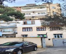 Satılır Köhnə Tikili Elmlər akademiyası m., Yasamal qəs., Yasamal r.