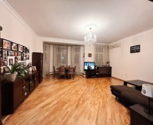 Satılır Yeni Tikili Xətai m., Xətai r.