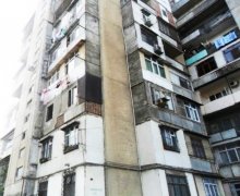 Satılır Köhnə Tikili Xalqlar dostluğu m., 8-ci kilometr, Nizami r.