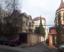Kirayə (aylıq) Həyət evi/villa Elmlər akademiyası m., Yasamal r.