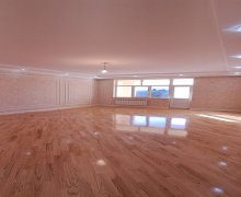 Satılır Yeni Tikili Azadlıq m., 8-ci mikrorayon, Binəqədi r.