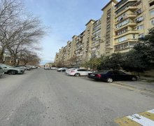 Satılır Köhnə Tikili Azadlıq m., Binəqədi r.