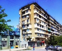 Satılır Köhnə Tikili Xalqlar dostluğu m., 8-ci kilometr, Nizami r.