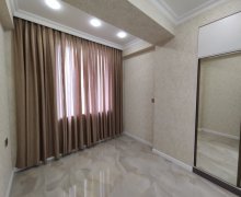 qara qarayevde satilan evler Qara Qarayev m., Nizami r.