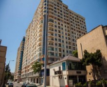 Satılır Yeni Tikili Azadlıq m., 7-ci mikrorayon, Binəqədi r.