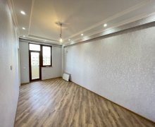 Satılır Yeni Tikili Yeni Günəşli qəs., Suraxanı r.